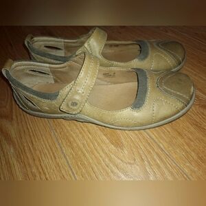 Josef Seibel shoes , size 10